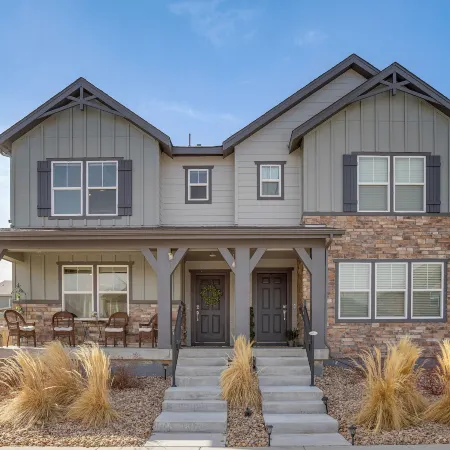 Beautiful Home w/ Bonus Room & Prime Location!