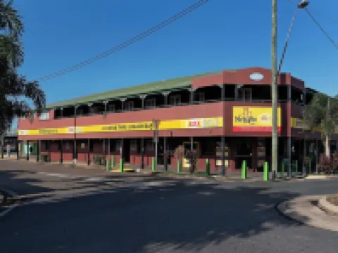 Hotel Metropole Proserpine فنادق في بروسربين