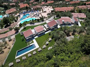 Llac Living Nature Hotel