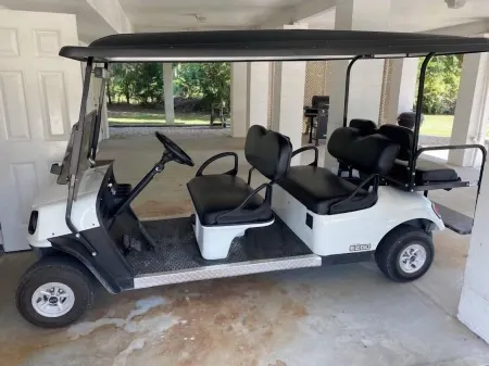 4 Bedroom, 4 Bath Raised Beach House 3 Blocks From the Beach! Golf Cart Included