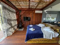 Casa de Vidro Alto Padrão - Hospedar Com Propósito Hotels near o Tubarão de Sunga