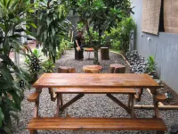 Aqilakost n Cafe Gadog Puncak Hotell i Pandansari