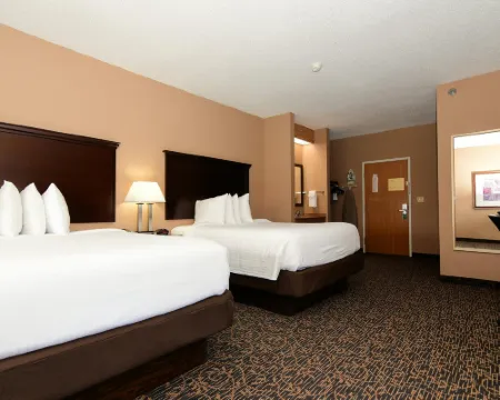 Cobblestone Inn & Suites - Denison | Majestic Hills Hotels in Crawford County