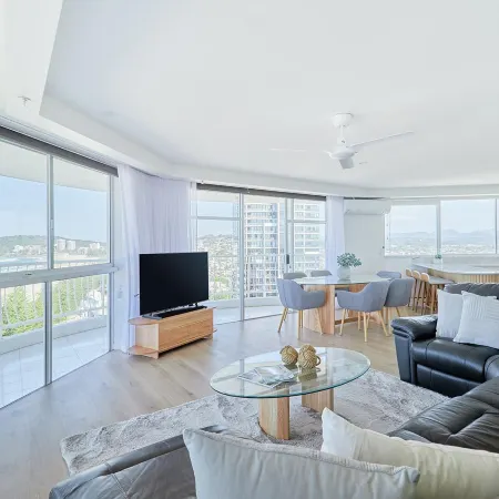 Burleigh Surf Apartments