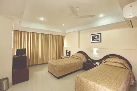 Hotel Indraprastha Kayamkulam Отели рядом со станцией Chengannur