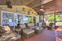 Lakefront Nature Escape! Cabin in Keystone Heights - parking