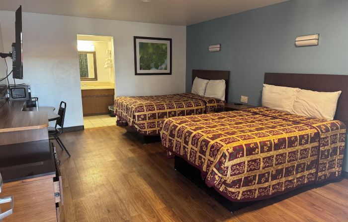 Spanish Trails Inn