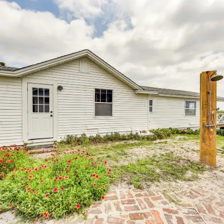 Oceanfront Amelia Island Cottage Deck and Boardwalk