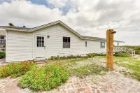 Oceanfront Amelia Island Cottage Deck and Boardwalk - spa