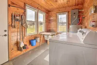Family Home w/ Deck, 2 Mi to Lake Cumberland - 3 étoiles
