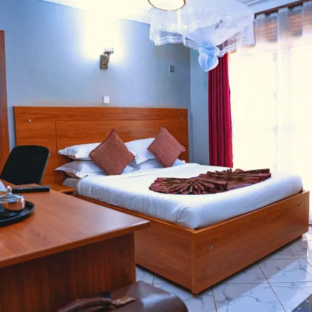 Golden Quest Hotel