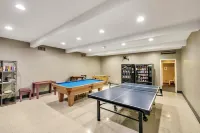 Tempe Lakes Vacation Special!  Heated Pool, Spa, Pickleball, Gym + Near ASU