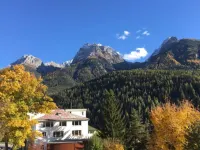 Ferienwohnung Craista 8 シュクオルのホテル