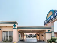 Days Inn by Wyndham South Fort Worth