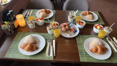 Tung Hotel Zeewolde Отели рядом с Lelystad