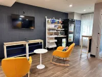 Spark by Hilton Guilford Hotels in Madison