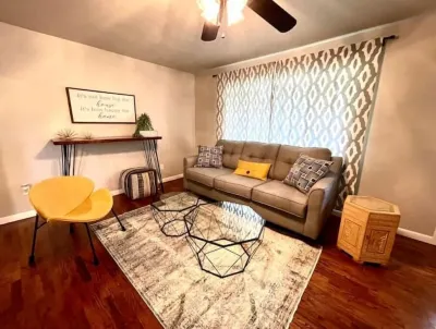 Just like HOME! Comfy KING bed, REMODELED! CLEAN!
