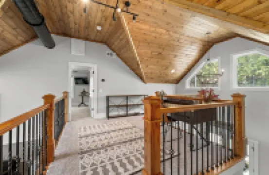 Helen TreeTop Lodge:  Rustic Luxury/Breathtaking Views/Ultimate Amenities