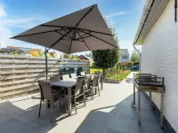Farmhouse in Beveren Near Beach & Garden - WiFi