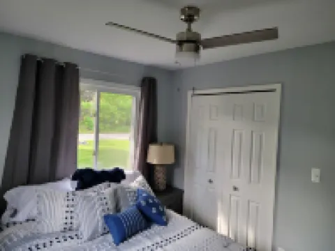 Newly renovated 3 bedroom lakefront home on all-sports Crooked Lake!
