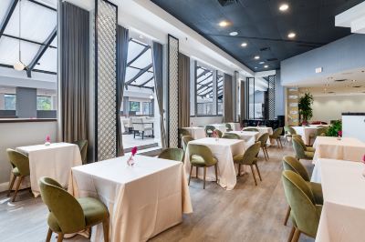 レストラン クラウン プラザ フェアフィールドの写真