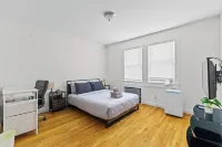 Totally Renovated 3Br Apartment Hotel a Newton