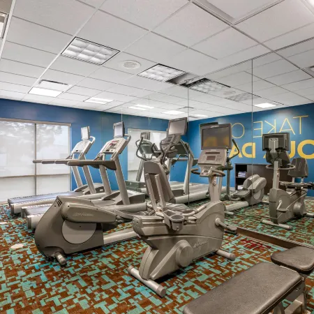 Comfort Inn & Suites Akron South
