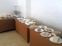 마르센 아디스 호텔 민속박물관 주변 호텔