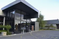 Dorset Gardens Hotel Hotels in Kilsyth South