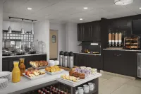 Hilton Garden Inn Gainesville - Breakfast