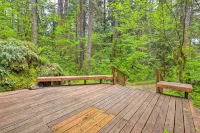 Peaceful Wooded Cabin by Mt Baker Ski Area! - Wifi