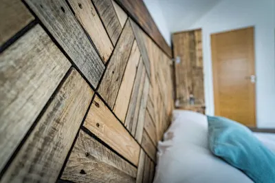 Padley; woodland lodge for 2-4 with hot tub, BBQ, near Alton Towers. Hotels in der Nähe von Ramshorn Estate (Amos Holiday Homes)