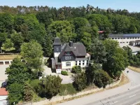 Historic villa from the Wilhelminian era with park-like property in the Harz Mountains