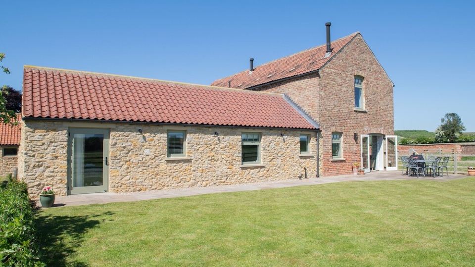 Meadow View - Luxury barn with breathtaking views near York