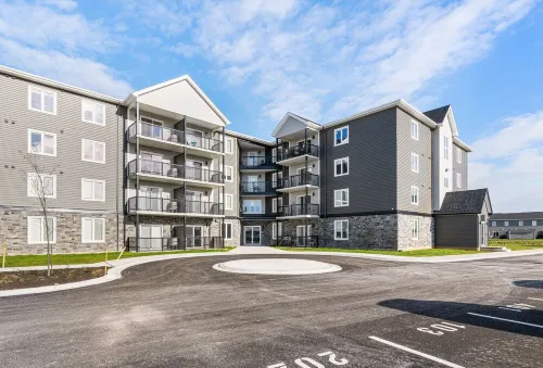 Modern Oasis | 2BR Downtown Retreat w/ Balcony & Free Parking