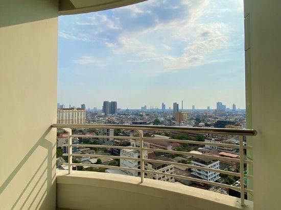 Sathorn Prime Residences Condo Spacious Room in Sathorn Studio Room 40 sq.m.