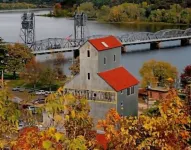 3-bedroom house in charming Stillwater with AC