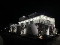 LUXURY OASIS IN PREÁ BEACH