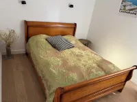 Green, quiet, spacious and bright apartment 15 minutes from Paris.