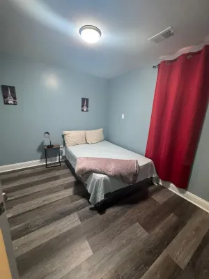 Spacious 7-bedroom house in enchanting Camp Springs with AC, WiFi 브랜치 애비뉴 주변 호텔