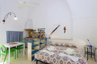 Lodge Scirocco for 2 p with kitchen, in Masseria with shared pool in Salento Hotels in Presicce
