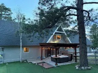 Pikes Peak Views • Sleeps 15 • Hot Tub • Wood Fireplace • 5 Acre Retreat
