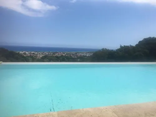 Modern studio with magnificent sea view in a quiet, leafy setting Hotels in Furiani