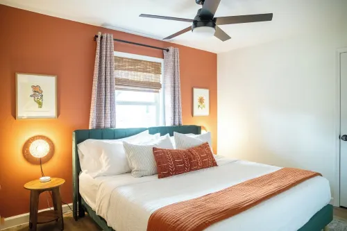 DT OS + Pool + Walk to Front Beach, By WKNDR