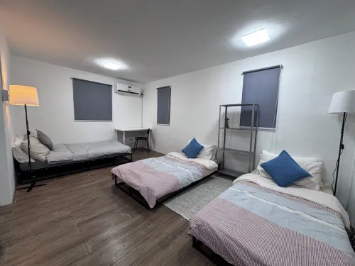 Perfect Staycation for Family and Friends, near the Beach and Islands. 수빅 호텔