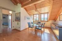 Large, comfortable and very quiet apartment in the center of Kaltern with garage & elevator