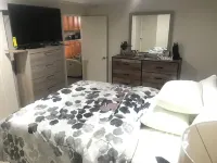 Charming 2-bedroom apartment in Pleasant Valley Stream with AC, WiFi