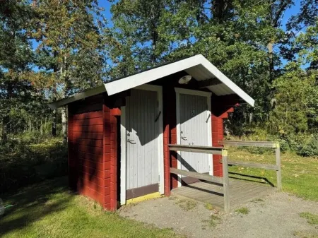 Hus komplett hem stor bastu och stor tomt Отели в г. коммуна Вернамо