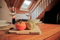 Cau d'Àneu. Duplex, located on the main street of the town. Hotels in Esterri d'aneu