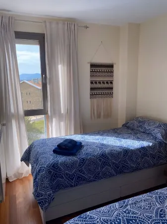 Apartment with views of the Pyrenees with free Wifi and Netflix